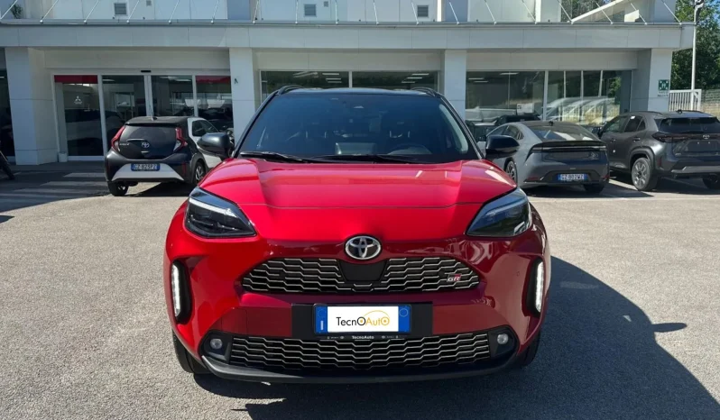 TOYOTA YARIS CROSS GR SPORT ROSSO HYBRID USATO NOLA AVELLINO pieno