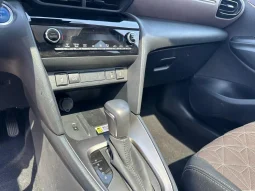 TOYOTA YARIS CROSS LOUNGE BRONZE USATO NOLA AVELLINO pieno