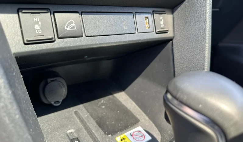 TOYOTA YARIS CROSS LOUNGE BRONZE USATO NOLA AVELLINO pieno