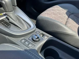 TOYOTA YARIS CROSS LOUNGE BRONZE USATO NOLA AVELLINO pieno