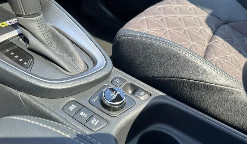 TOYOTA YARIS CROSS LOUNGE BRONZE USATO NOLA AVELLINO pieno