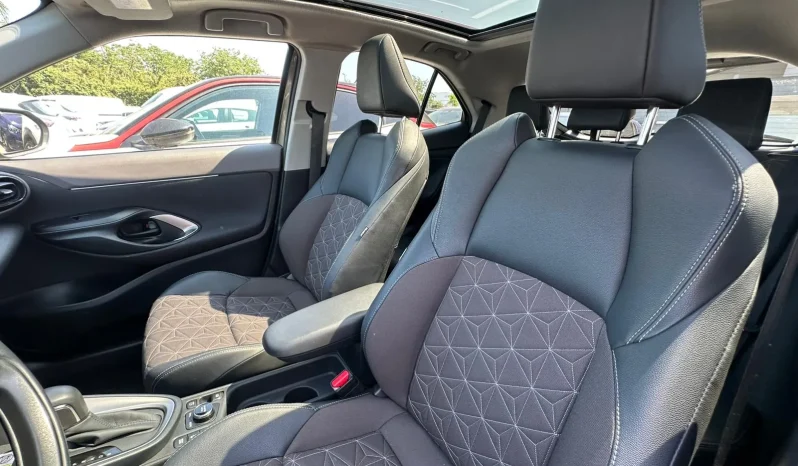 TOYOTA YARIS CROSS LOUNGE BRONZE USATO NOLA AVELLINO pieno