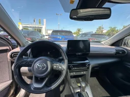 TOYOTA YARIS CROSS LOUNGE BRONZE USATO NOLA AVELLINO pieno