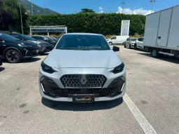 NUOVA RENAULT CLIO FULL HYBRID USATO AZIENDALE NOLA AVELLINO pieno