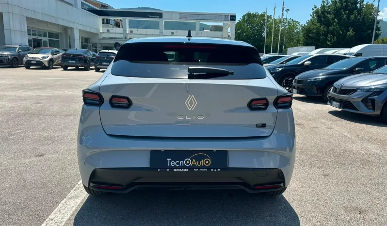 NUOVA RENAULT CLIO FULL HYBRID USATO AZIENDALE NOLA AVELLINO pieno