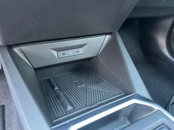 NUOVA RENAULT CLIO FULL HYBRID NERO USATO AZIENDALE NOLA AVELLINO pieno