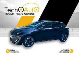 NUOVA RENAULT CLIO FULL HYBRID NERO USATO AZIENDALE NOLA AVELLINO