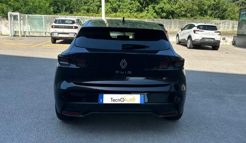 NUOVA RENAULT CLIO FULL HYBRID NERO USATO AZIENDALE NOLA AVELLINO pieno