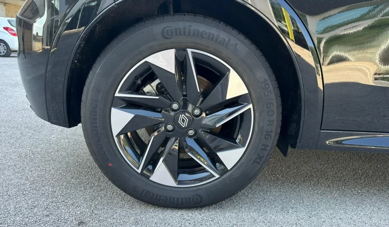 NUOVA RENAULT CLIO FULL HYBRID NERO USATO AZIENDALE NOLA AVELLINO pieno