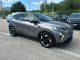 RENAULT CAPTUR TECHNO MILANO BENZINA USATO NOLA AVELLINO pieno