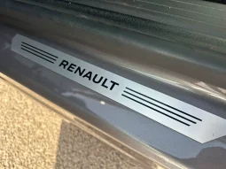 RENAULT SYMBIOZ ICONIC FULL HYBRID USATO NOLA AVELLINO pieno