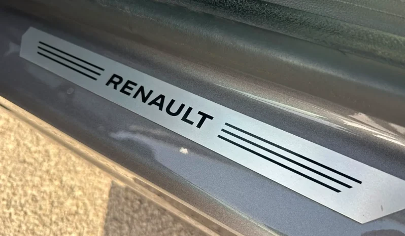 RENAULT SYMBIOZ ICONIC FULL HYBRID USATO NOLA AVELLINO pieno