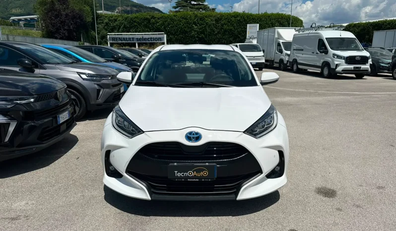 TOYOTA YARIS 1.5 HYBRID TREND BIANCO SUPER USATO NOLA AVELLINO pieno