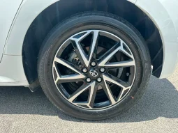 TOYOTA YARIS 1.5 HYBRID TREND BIANCO SUPER USATO NOLA AVELLINO pieno