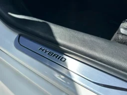 TOYOTA YARIS 1.5 HYBRID TREND BIANCO SUPER USATO NOLA AVELLINO pieno