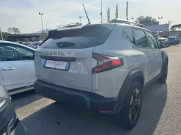 DACIA DUSTER 1.0 ECO-G EXTREME SANDSTONE USATO NOLA AVELLINO pieno