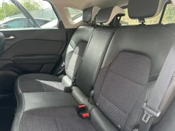 RENAULT CAPTUR FULL HYBRID TECHNO VARSAVIA USATO NOLA AVELLINO pieno