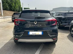 RENAULT CAPTUR E-TECH PLUG-IN HYBRID BLUE USATO NOLA AVELLINO pieno