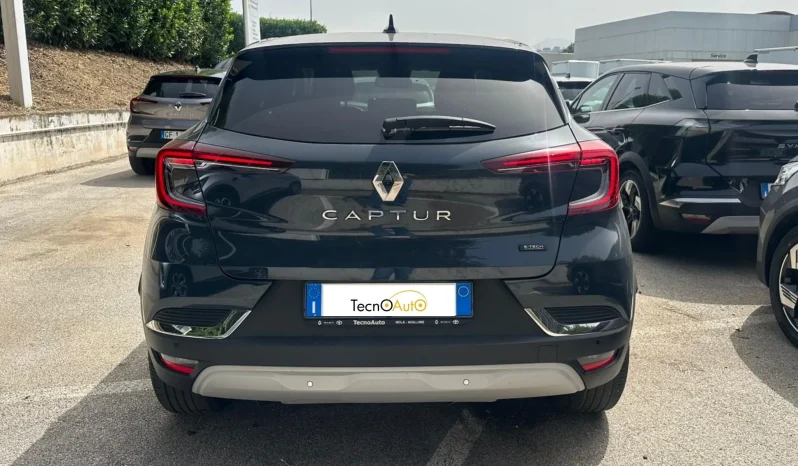 RENAULT CAPTUR E-TECH PLUG-IN HYBRID BLUE USATO NOLA AVELLINO pieno