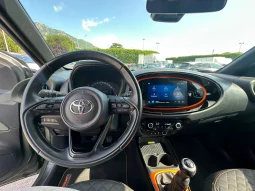 TOYOTA AYGO X LIMITED AIR 1.0 BENZINA USATO NOLA AVELLINO pieno