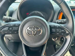 TOYOTA AYGO X LIMITED AIR 1.0 BENZINA USATO NOLA AVELLINO pieno