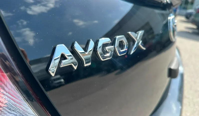 TOYOTA AYGO X LIMITED AIR 1.0 BENZINA USATO NOLA AVELLINO pieno