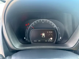 TOYOTA AYGO X 1.0 BENZINA GINGER USATO NOLA AVELLINO pieno