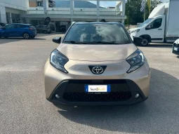 TOYOTA AYGO X 1.0 BENZINA GINGER USATO NOLA AVELLINO pieno