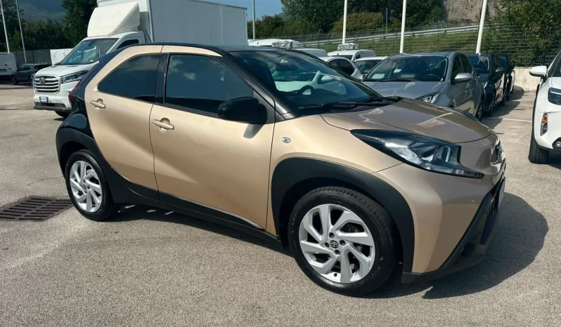 TOYOTA AYGO X 1.0 BENZINA GINGER USATO NOLA AVELLINO pieno