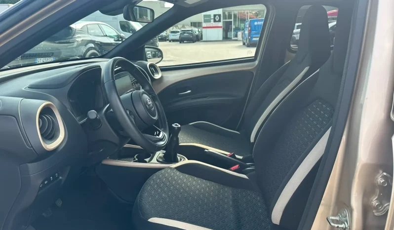 TOYOTA AYGO X 1.0 BENZINA GINGER USATO NOLA AVELLINO pieno