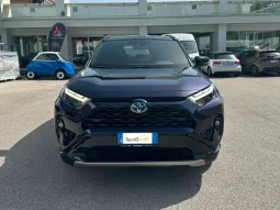 TOYOTA RAV 4 2.5 HYBRID STYLE DEEP BLUE USATO NOLA AVELLINO pieno