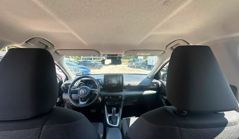 TOYOTA YARIS 1.5 HYBRID TREND GREY USATO NOLA AVELLINO pieno