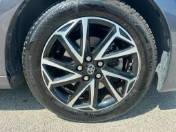 TOYOTA YARIS 1.5 HYBRID TREND GREY USATO NOLA AVELLINO pieno