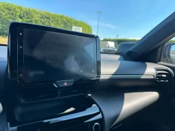 TOYOTA YARIS CROSS 1.5 HYBRID TREND OXIDE BRONZE USATO NOLA AVELLINO pieno