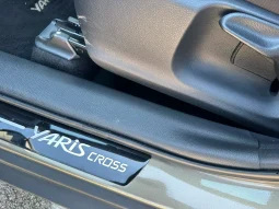TOYOTA YARIS CROSS 1.5 HYBRID TREND OXIDE BRONZE USATO NOLA AVELLINO pieno