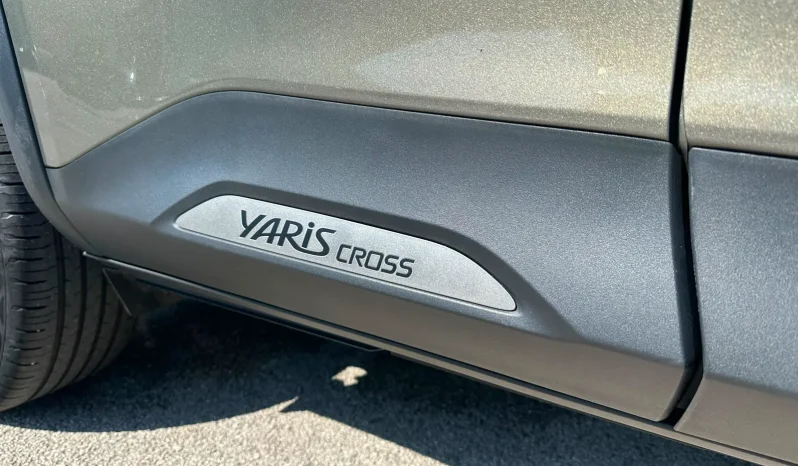 TOYOTA YARIS CROSS 1.5 HYBRID TREND OXIDE BRONZE USATO NOLA AVELLINO pieno