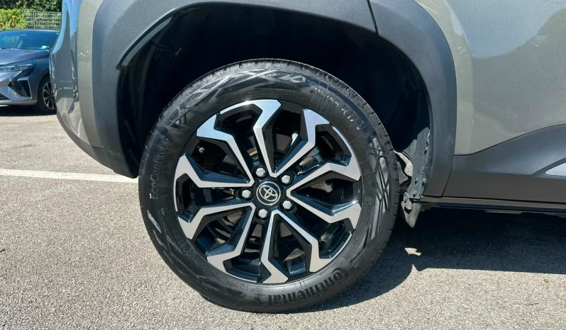 TOYOTA YARIS CROSS 1.5 HYBRID TREND OXIDE BRONZE USATO NOLA AVELLINO pieno