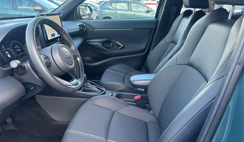 TOYOTA YARIS CROSS LOUNGE 1.5 HYBRID AWD KM 0 NOLA AVELLINO pieno