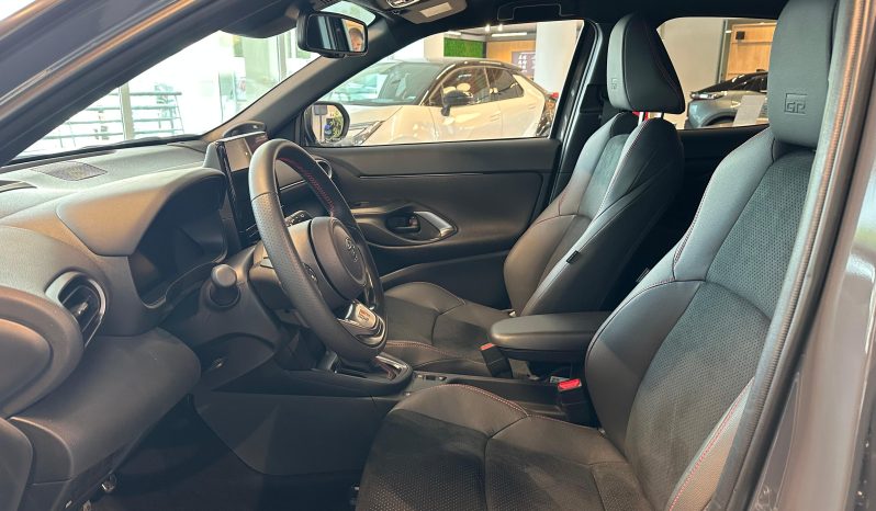 TOYOTA YARIS CROSS GR SPORT 1.5 HYBRID USATO NOLA AVELLINO pieno
