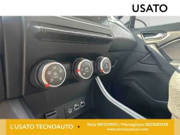 RENAULT CAPTUR EQUILIBRE TCE GPL BLUE USATO NOLA AVELLINO pieno