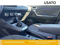 RENAULT CAPTUR TECHNO TCE 100 ECO-G BLUE USATO NOLA AVELLINO pieno