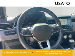 RENAULT CLIO TECHNO TCE BENZINA NERO ETOILE USATO NOLA AVELLINO pieno