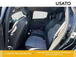 RENAULT CLIO TECHNO TCE BENZINA NERO ETOILE USATO NOLA AVELLINO pieno