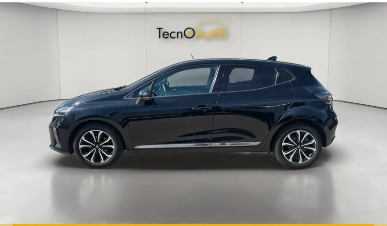 RENAULT CLIO TECHNO TCE BENZINA NERO ETOILE USATO NOLA AVELLINO pieno