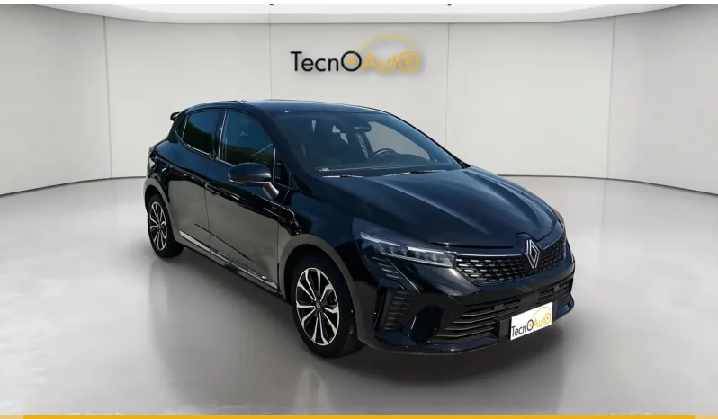 RENAULT CLIO TECHNO TCE BENZINA NERO ETOILE USATO NOLA AVELLINO pieno
