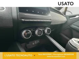 RENAULT CLIO TECHNO TCE BENZINA BLU IRON USATO NOLA AVELLINO pieno