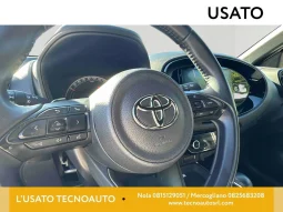 TOYOTA AYGO X LOUNGE AIR BENZINA GREEN USATO NOLA AVELLINO pieno
