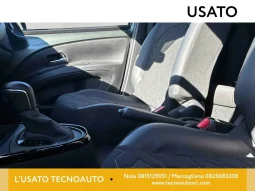 TOYOTA AYGO X LOUNGE AIR BENZINA GREEN USATO NOLA AVELLINO pieno