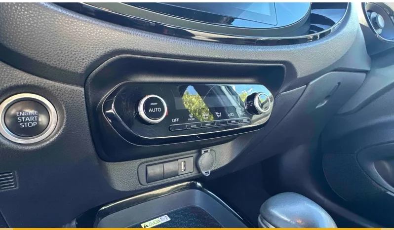 TOYOTA AYGO X LOUNGE AIR BENZINA GREEN USATO NOLA AVELLINO pieno