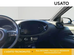 TOYOTA AYGO X LOUNGE AIR BENZINA GREEN USATO NOLA AVELLINO pieno